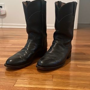 Dark navy blue leather cowboy boots. Made in the USA. Barely worn